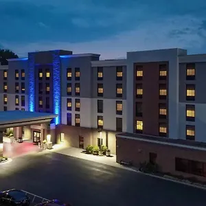 https://holiday-inn-hotel-suites-newport-news.hotels-in-virginia-beach.com